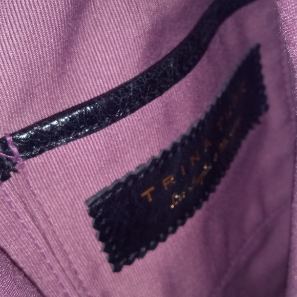 Trina Turk Absolute Luxury Leather Side Zip Handbag Gorgeous Unique - Picture 9 of 12